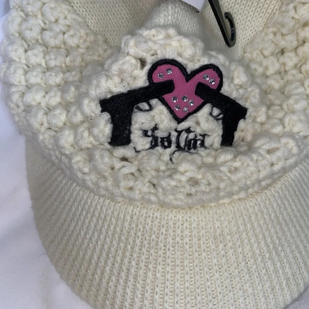 Y2K 2000s No Fear Womens Knit Beanie Hat Embroidered Heart Gun Skater NWT